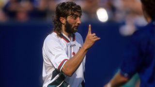 През 1994 година Трифон Иванов вкарва уникален гол ВИДЕО