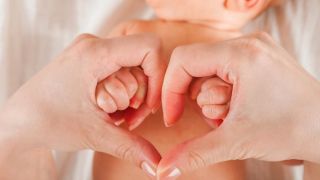 Огромно щастие: Журналистка от БНТ роди от колега от друга телевизия СНИМКИ