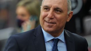 Стоичков долетя от Катар, ето къде изненадващо се появи СНИМКИ