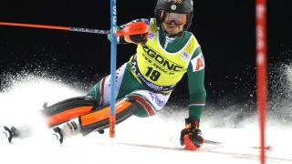 Алберт Попов с впечатляващо представяне 