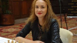 Антоанета Стефанова с мощен старт на Световното