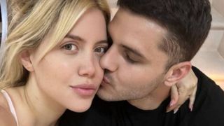 Сензация след раздялата на звездна двойка СНИМКА