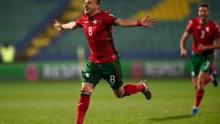 Тодор Неделев става на 30