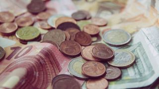 Късметлия удари кьоравото с жълти стотинки