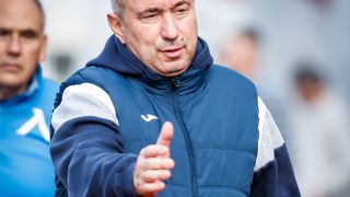 Мъри Стоилов става на 56 години