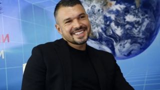 Божинката, Бадема и Цецо Йончев празнуват
