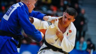 Българин докосва медал по пътя към Олимпиадата