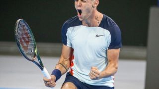 Страхотен успех за Алекс Лазаров, може да играе с Джокович