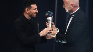 Няма изненада: Меси е "The Best"! Стоичков връчи една от наградите на ФИФА СНИМКИ