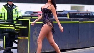 Секси Ивана разгорещи феновете с въпрос СНИМКИ 18+