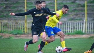 Опитен нападател герой в дерби от Втора лига ВИДЕО