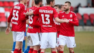Лидерът във Втора лига помогна на Етър