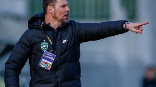 Шимунджа изнервен, поискаха му оставката