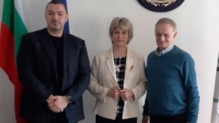 Весела Лечева стори чудо! Край на война в българския спорт