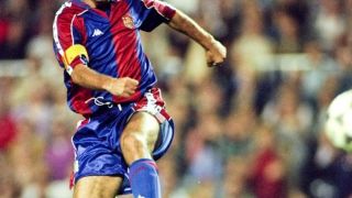 Стоичков печели Суперкупата на Европа с Барса през 1993 г.