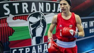 Кошмар със Станимира в Дубай: От самолета я качиха директно в линейка