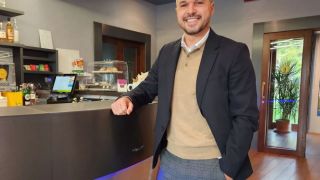 Валери Божинов смая напук на общото мнение