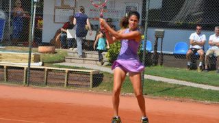 Изабелла Шиникова грабна титлата в Тунис