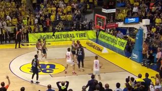 Везенков и Олимпиакос разтърсиха Истанбул след тройка със сирената ВИДЕО