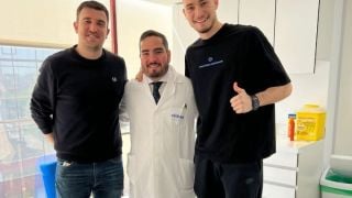 Ботев (Пловдив) прати защитник в испанска клиника