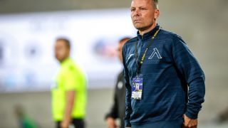Топузаков лаконичен за бъдещето си