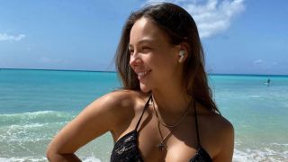 Руска тръпка на най-скъпия футболист запали мрежата ВИДЕО 18+