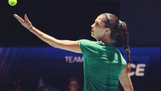 Шиникова на крачка от титла