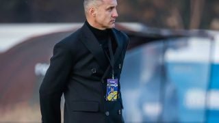 Генчев поема Ботев, взима двама от Локо (Сф)
