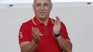 Вълнуваща среща за Стоичков в най-горещата точка СНИМКИ
