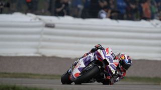 Спиращ дъха дуел за триумф на испанец в MotoGP