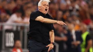 Моуриньо си отмъсти на УЕФА и подаде оставка