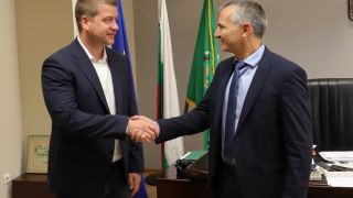 Спортният министър на важна среща СНИМКИ
