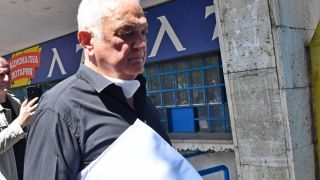 Сашо Диков става на 71