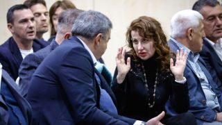 Войната се разраства: Младежа отговори остро на Илиана Раева