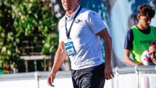 Балъков: Някои момчета блокират, имат фази