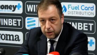 Скандалът расте! Фенове лепнаха прякор на Сотков