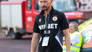 Продължава проблемът за Ел Маестро с колумбиец