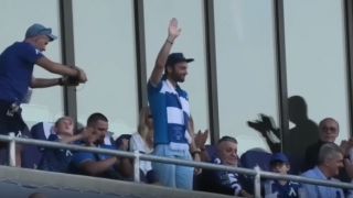 Посрещнаха като герой намушкания в Скопие фен на Левски ВИДЕО