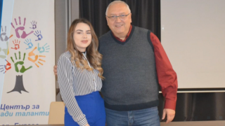Треньорът на Нургюл Салимова: По-добра е, да вади ножа и каквото стане