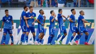 Сензационна бомба в БЛИЦ: ЦСКА омайва трима асове на Левски!