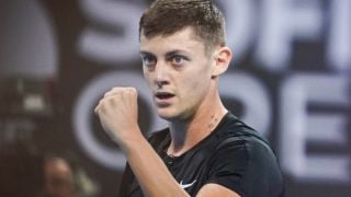 Алекс Лазаров жегна Гришо, намеси Джокович