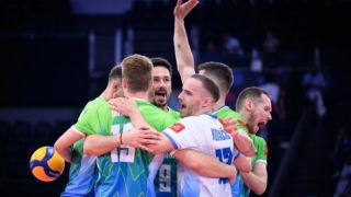 Словения надви Франция в шоу за бронза на Евроволей