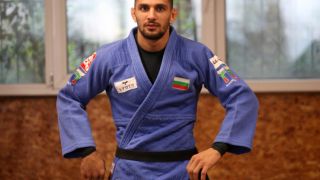 Руснак спря Ивайло Иванов на финала