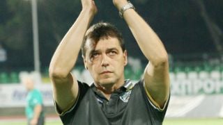 Берое показа специалните фланелки в подкрепа на Хубчев