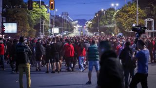 Цесекарите изпълниха заканата си, блокираха „Орлов мост“ СНИМКИ