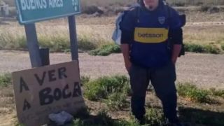 Фен пътува седмица на стоп заради мегадерби