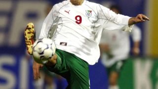 Бербатов вкарва за последно за България, шест години от смъртта на Наим