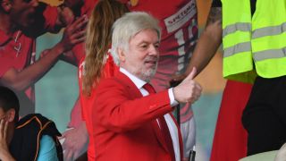 Валентин Михов скастри политиците и поиска стратегия за футбола