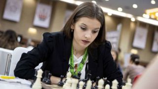 Бащата на шахматна героиня: Похарчихме около 200 хиляди лева за успеха й