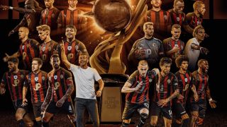 Българин спечели трофей с екзекутор на Левски СНИМКИ